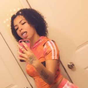 Meet your Posher, Rissa